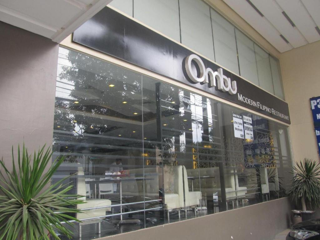 Sequoia Hotel Quezon City Extérieur photo