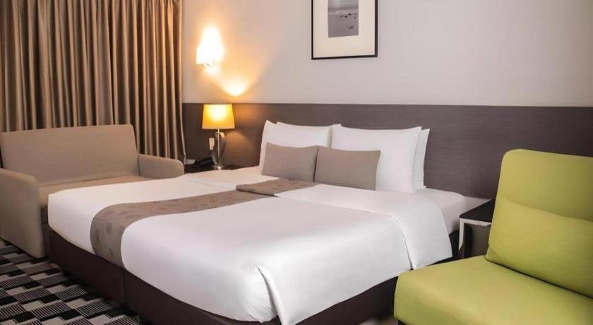 Sequoia Hotel Quezon City Extérieur photo