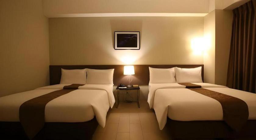 Sequoia Hotel Quezon City Extérieur photo
