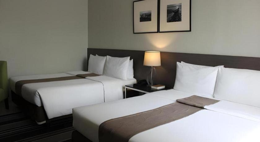 Sequoia Hotel Quezon City Extérieur photo