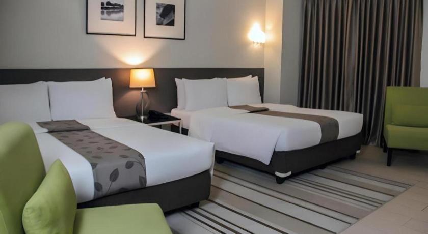 Sequoia Hotel Quezon City Extérieur photo